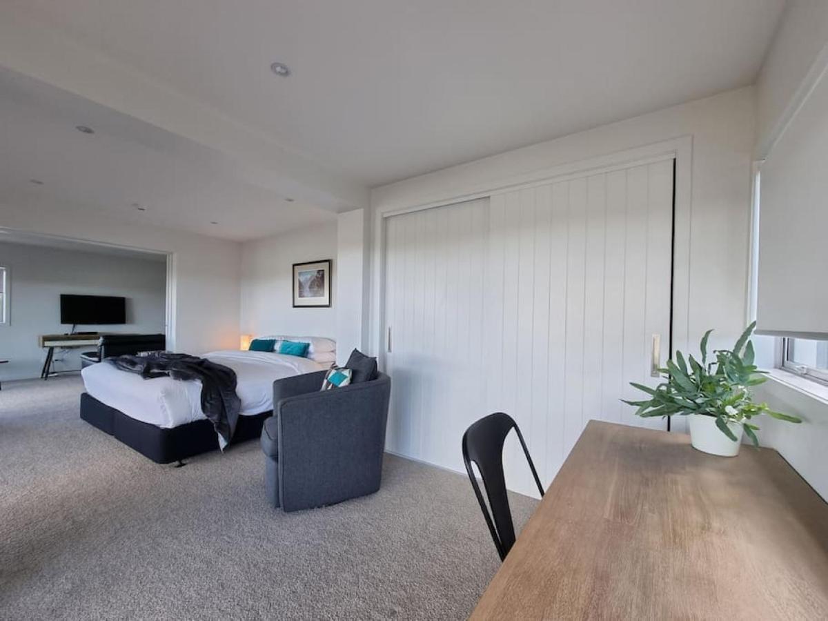 Fabulous Castor Bay 1 Bedroom With Views And Skytv Auckland Exterior foto